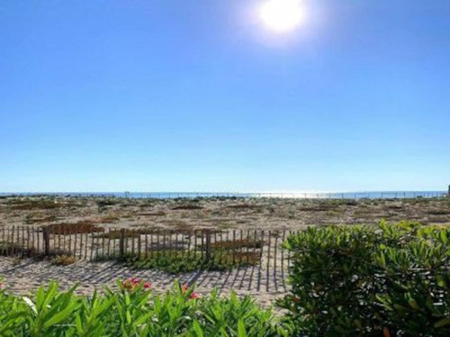 Villa Face A La Mer Sur Le Sable 8 Clim A L'Etage Le Barcarès Екстериор снимка